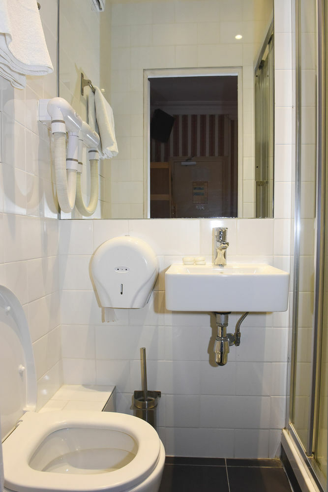 Sully Hotel Παρίσι Εξωτερικό φωτογραφία