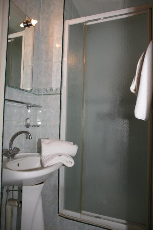 Sully Hotel Παρίσι Εξωτερικό φωτογραφία